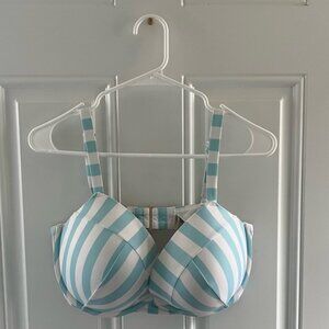 Victoria’s Secret Bikini Top Size 38DDD